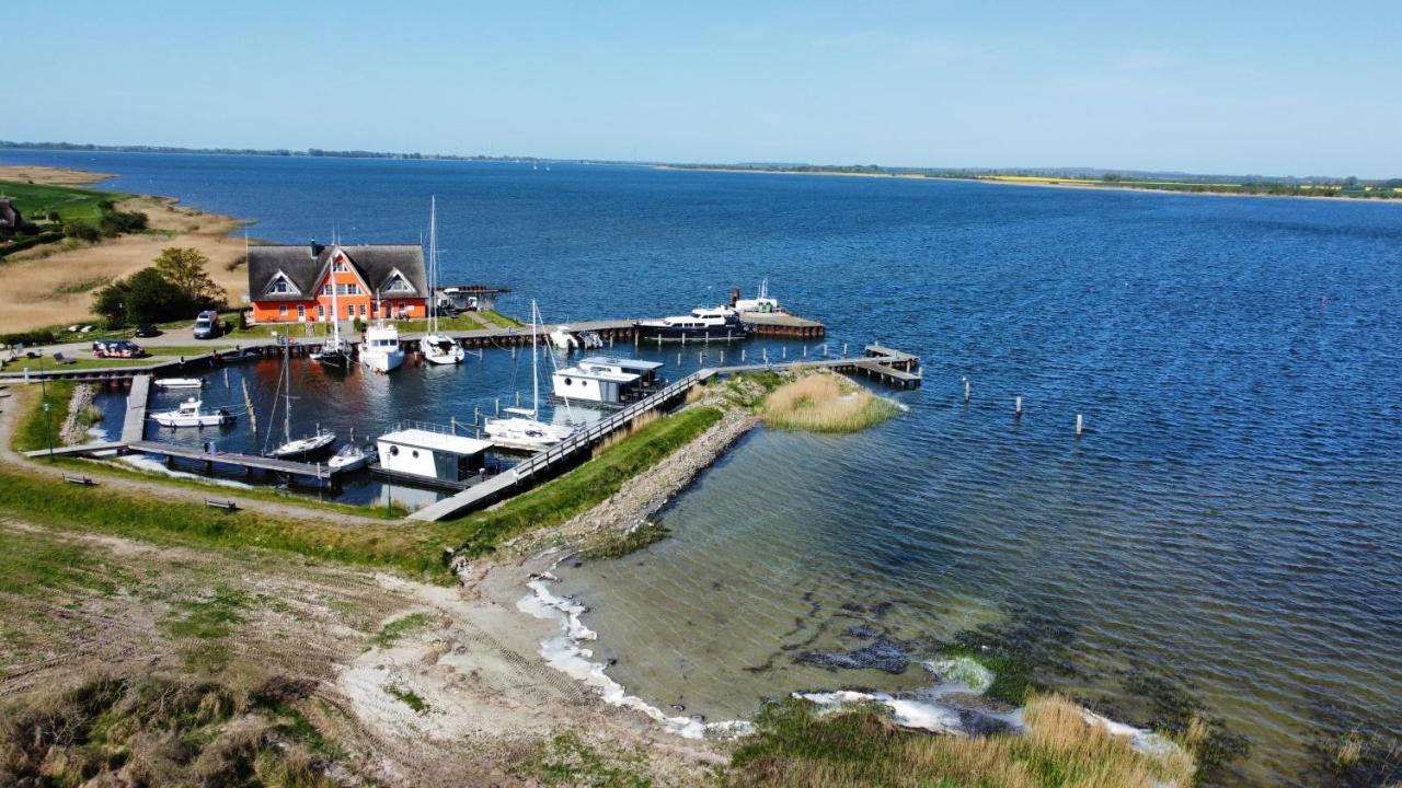 Hausboote Und Fewo Vieregge Extérieur photo
